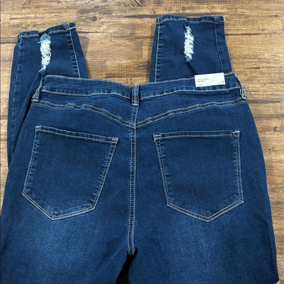 NWT Rue21 jeans - Picture 4 of 4